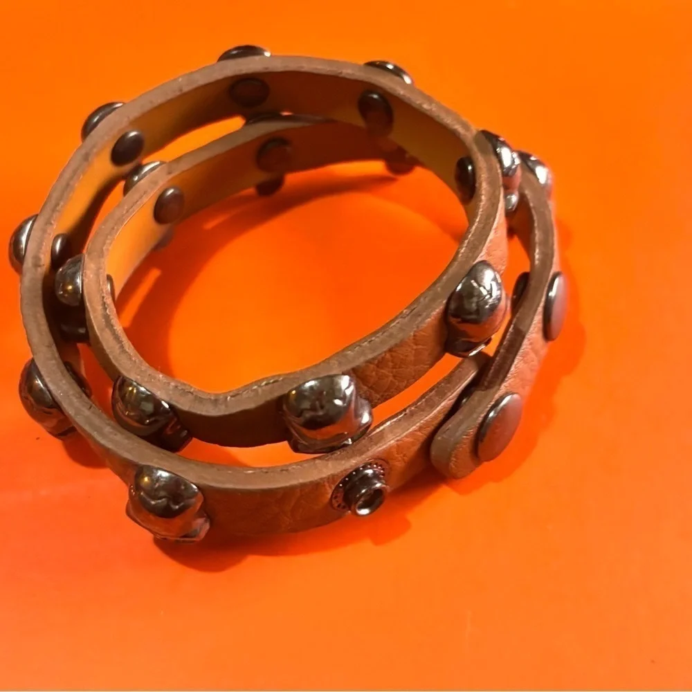 Fashion jewelry leather and wrap skull bracelet one size